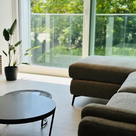 St - Park View - High End דירה